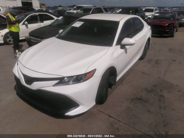 Photo 1 VIN: 4T1B11HK0JU058150 - TOYOTA CAMRY 