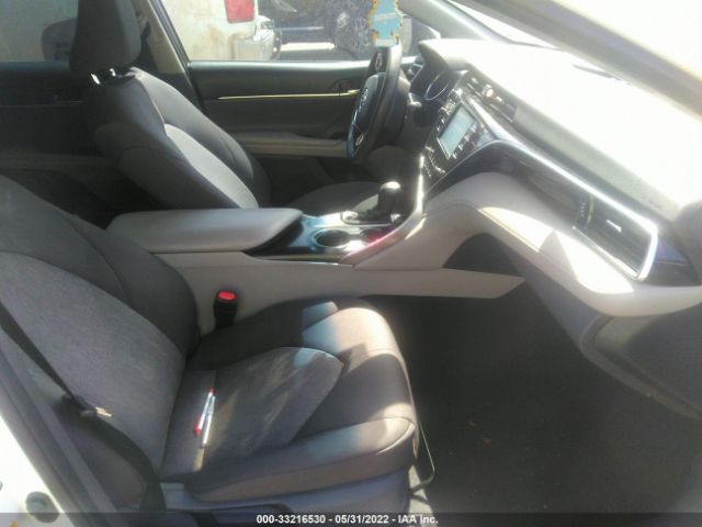 Photo 4 VIN: 4T1B11HK0JU058150 - TOYOTA CAMRY 