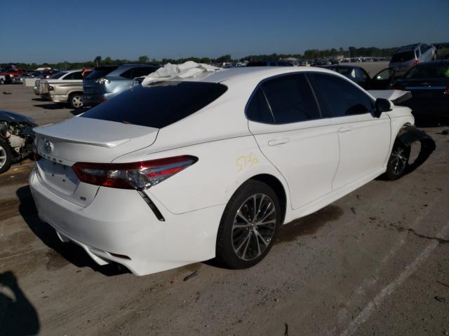 Photo 3 VIN: 4T1B11HK0JU060030 - TOYOTA CAMRY L 