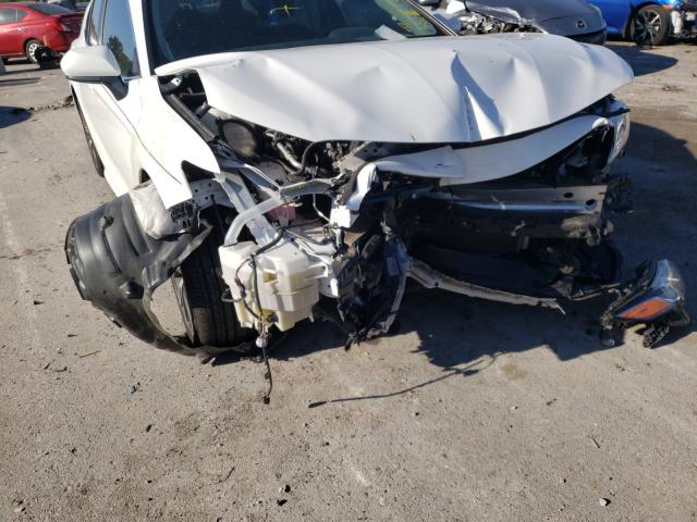 Photo 8 VIN: 4T1B11HK0JU060030 - TOYOTA CAMRY L 