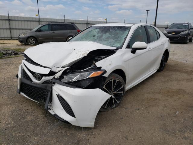 Photo 1 VIN: 4T1B11HK0JU086305 - TOYOTA CAMRY L 