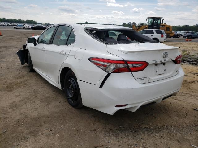 Photo 2 VIN: 4T1B11HK0JU086305 - TOYOTA CAMRY L 