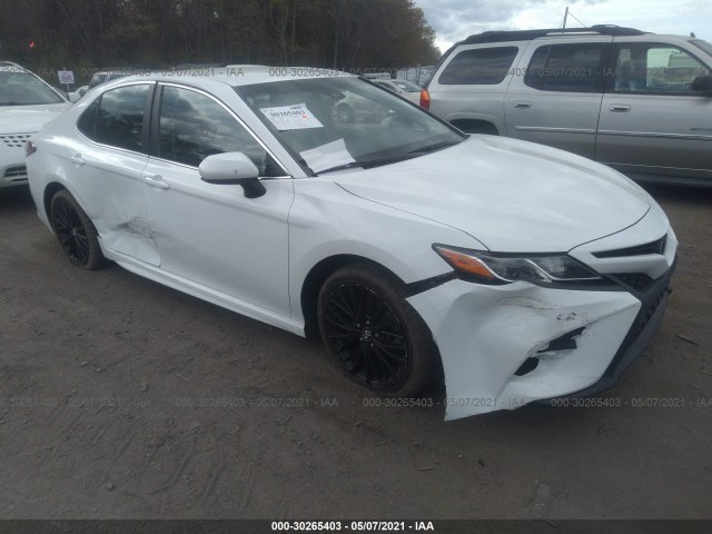 Photo 0 VIN: 4T1B11HK0JU086319 - TOYOTA CAMRY 