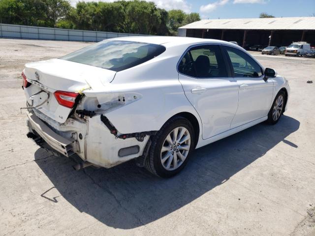 Photo 2 VIN: 4T1B11HK0JU090807 - TOYOTA CAMRY L 