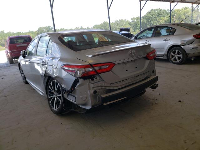 Photo 2 VIN: 4T1B11HK0JU106052 - TOYOTA CAMRY L 