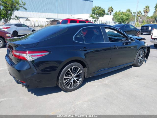 Photo 3 VIN: 4T1B11HK0JU110313 - TOYOTA CAMRY 