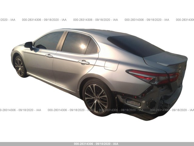 Photo 2 VIN: 4T1B11HK0JU112000 - TOYOTA CAMRY 