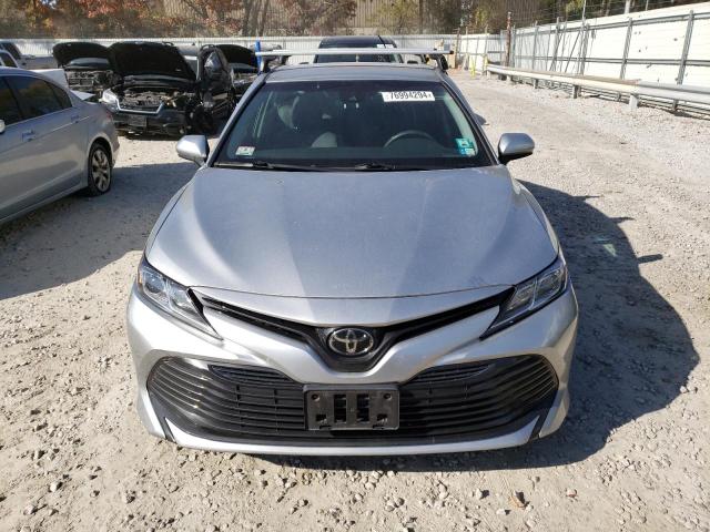 Photo 4 VIN: 4T1B11HK0JU112305 - TOYOTA CAMRY L 