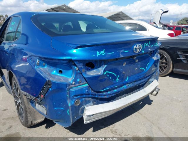 Photo 5 VIN: 4T1B11HK0JU114989 - TOYOTA CAMRY 