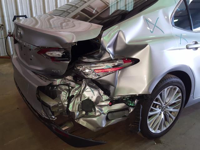 Photo 8 VIN: 4T1B11HK0JU119156 - TOYOTA CAMRY L 