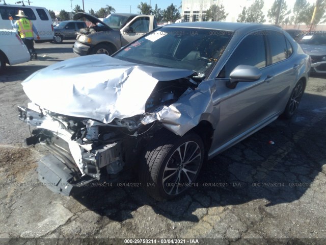 Photo 1 VIN: 4T1B11HK0JU129265 - TOYOTA CAMRY 