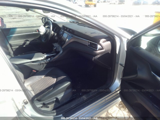 Photo 4 VIN: 4T1B11HK0JU129265 - TOYOTA CAMRY 