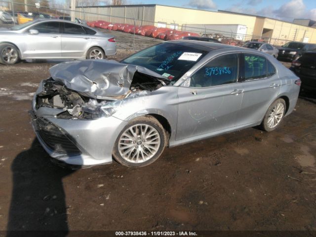 Photo 1 VIN: 4T1B11HK0JU132781 - TOYOTA CAMRY 