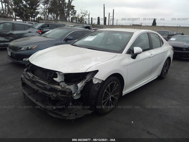 Photo 1 VIN: 4T1B11HK0JU133557 - TOYOTA CAMRY 