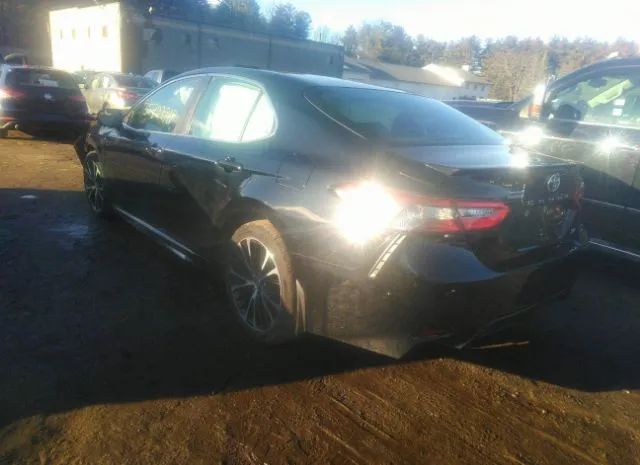 Photo 2 VIN: 4T1B11HK0JU135356 - TOYOTA CAMRY 