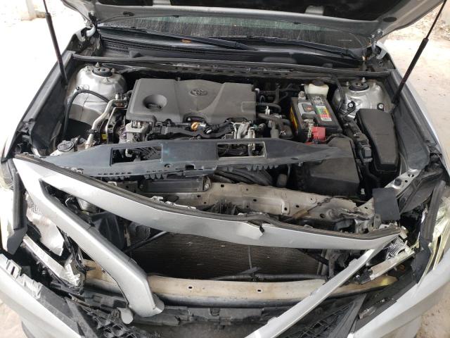 Photo 10 VIN: 4T1B11HK0JU501364 - TOYOTA CAMRY 