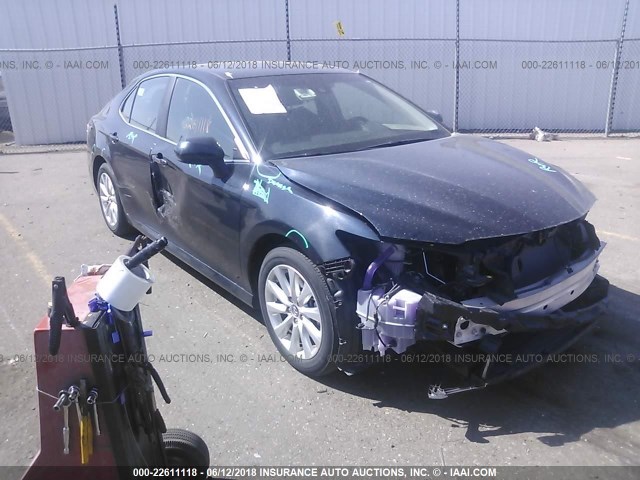 Photo 0 VIN: 4T1B11HK0JU514647 - TOYOTA CAMRY 