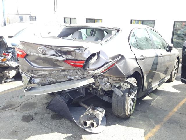 Photo 3 VIN: 4T1B11HK0JU516401 - TOYOTA CAMRY L 