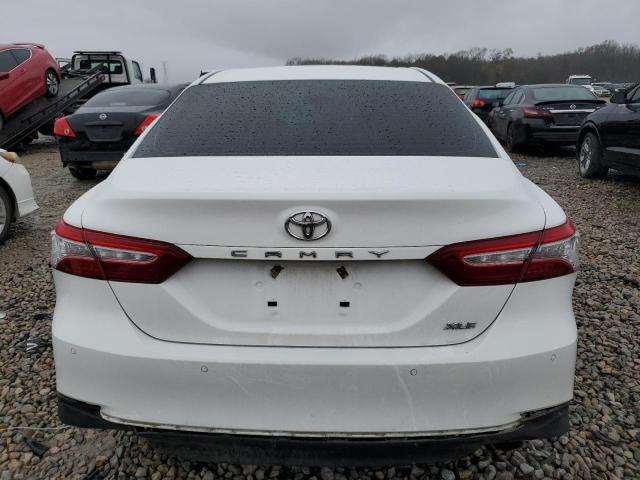 Photo 5 VIN: 4T1B11HK0JU516950 - TOYOTA CAMRY 