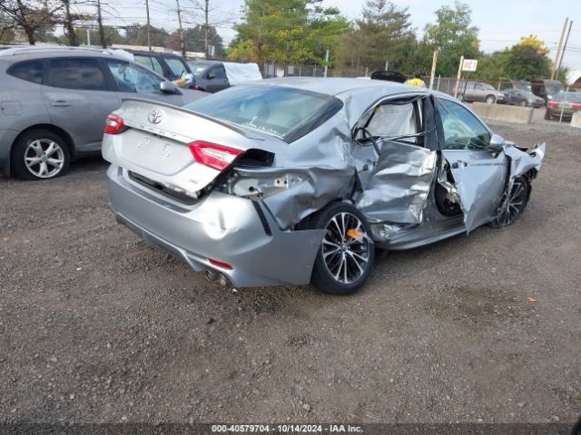 Photo 3 VIN: 4T1B11HK0JU517564 - TOYOTA CAMRY 