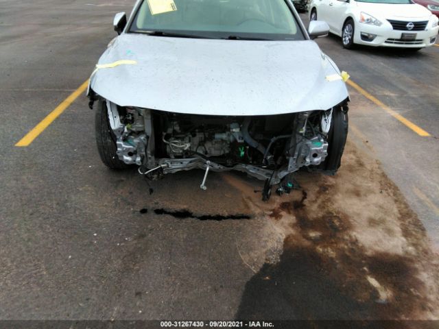 Photo 5 VIN: 4T1B11HK0JU523543 - TOYOTA CAMRY 