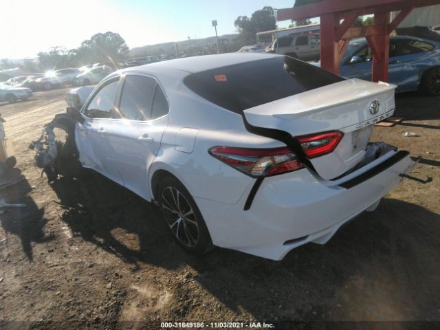 Photo 2 VIN: 4T1B11HK0JU525292 - TOYOTA CAMRY 