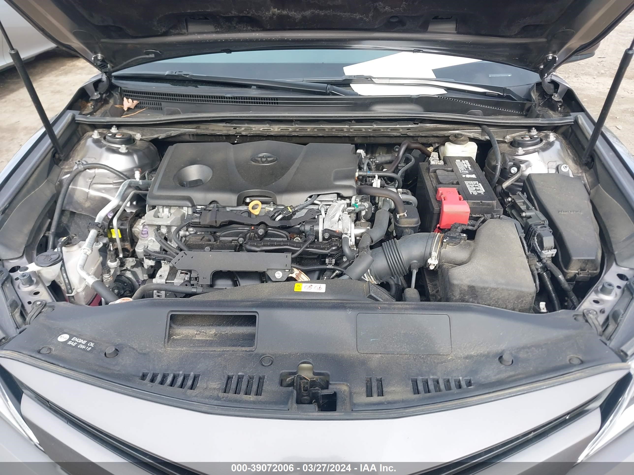 Photo 9 VIN: 4T1B11HK0JU526216 - TOYOTA CAMRY 