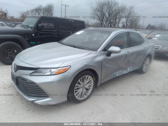 Photo 1 VIN: 4T1B11HK0JU529648 - TOYOTA CAMRY 