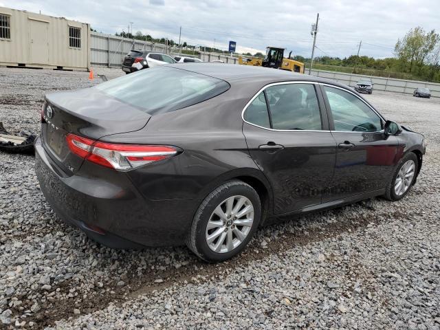 Photo 2 VIN: 4T1B11HK0JU542156 - TOYOTA CAMRY L 