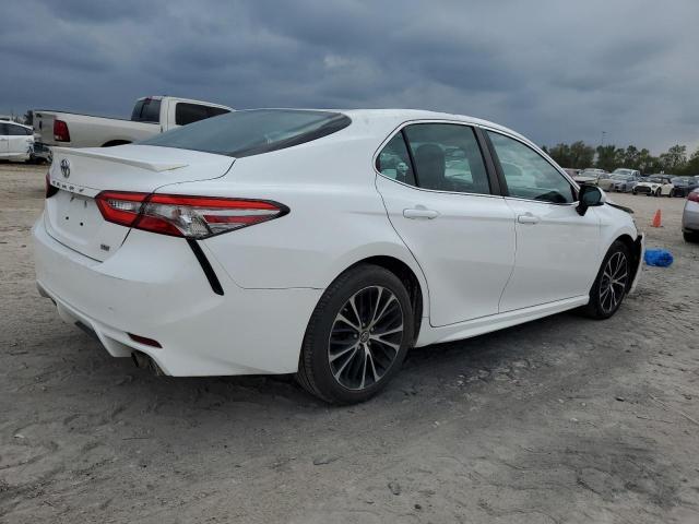 Photo 2 VIN: 4T1B11HK0JU542724 - TOYOTA CAMRY L 