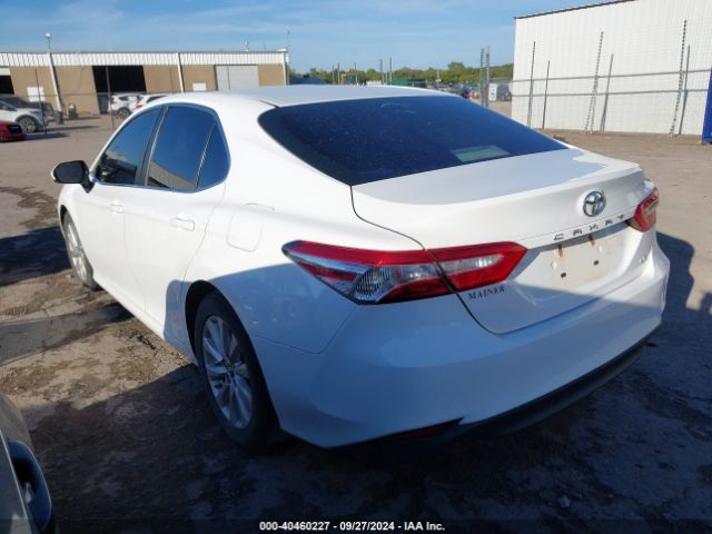 Photo 2 VIN: 4T1B11HK0JU549415 - TOYOTA CAMRY 