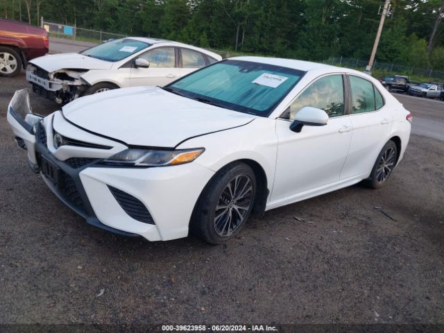 Photo 1 VIN: 4T1B11HK0JU551827 - TOYOTA CAMRY 