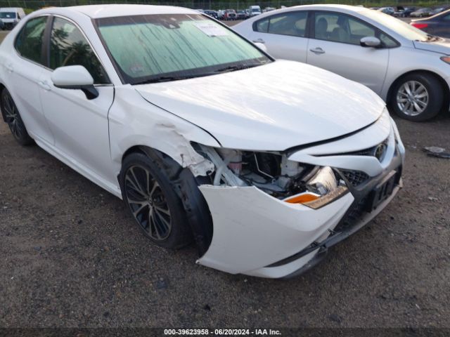 Photo 5 VIN: 4T1B11HK0JU551827 - TOYOTA CAMRY 