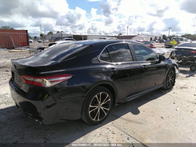 Photo 3 VIN: 4T1B11HK0JU553383 - TOYOTA CAMRY 