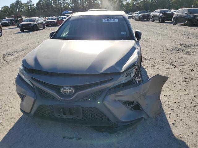 Photo 4 VIN: 4T1B11HK0JU563234 - TOYOTA CAMRY 