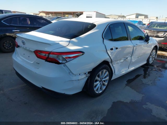 Photo 3 VIN: 4T1B11HK0JU576503 - TOYOTA CAMRY 