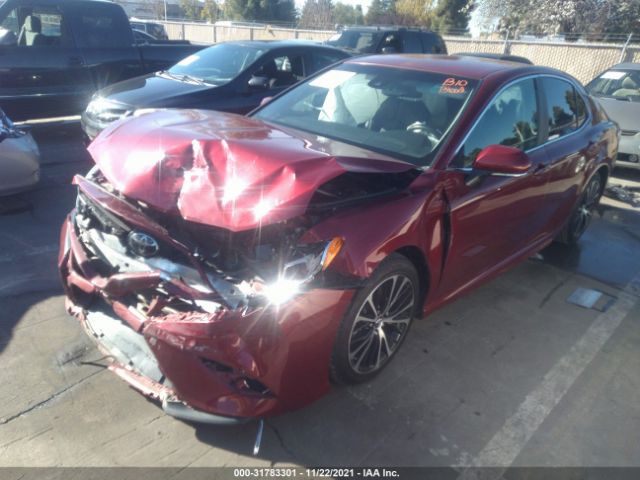 Photo 1 VIN: 4T1B11HK0JU581636 - TOYOTA CAMRY 