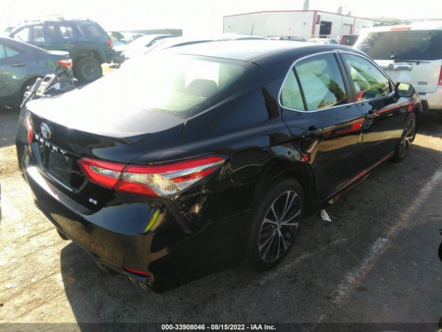 Photo 3 VIN: 4T1B11HK0JU587517 - TOYOTA CAMRY 