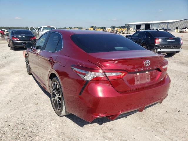 Photo 2 VIN: 4T1B11HK0JU588005 - TOYOTA CAMRY 