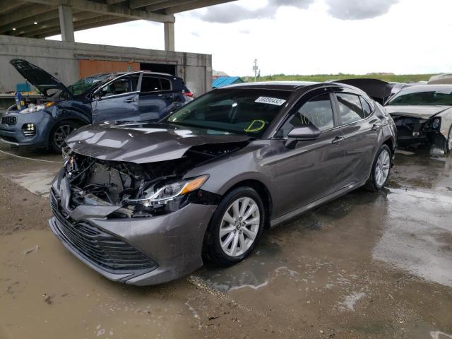 Photo 1 VIN: 4T1B11HK0JU590076 - TOYOTA CAMRY 