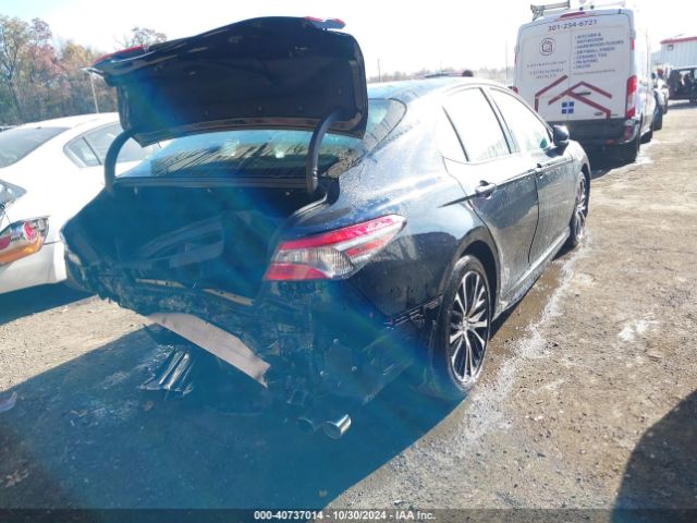 Photo 3 VIN: 4T1B11HK0JU591213 - TOYOTA CAMRY 