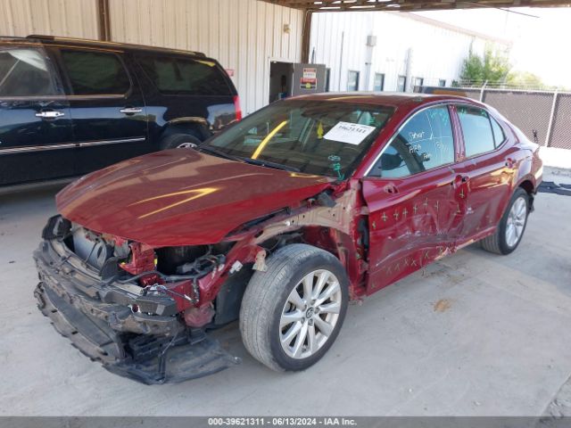 Photo 1 VIN: 4T1B11HK0JU591664 - TOYOTA CAMRY 