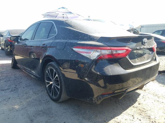 Photo 2 VIN: 4T1B11HK0JU591695 - TOYOTA CAMRY L 