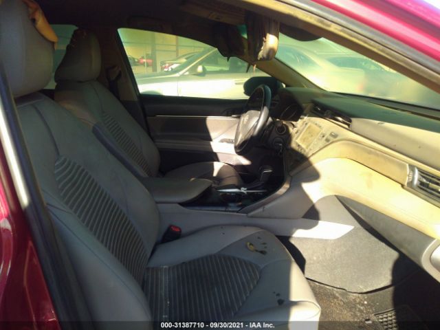 Photo 4 VIN: 4T1B11HK0JU595844 - TOYOTA CAMRY 