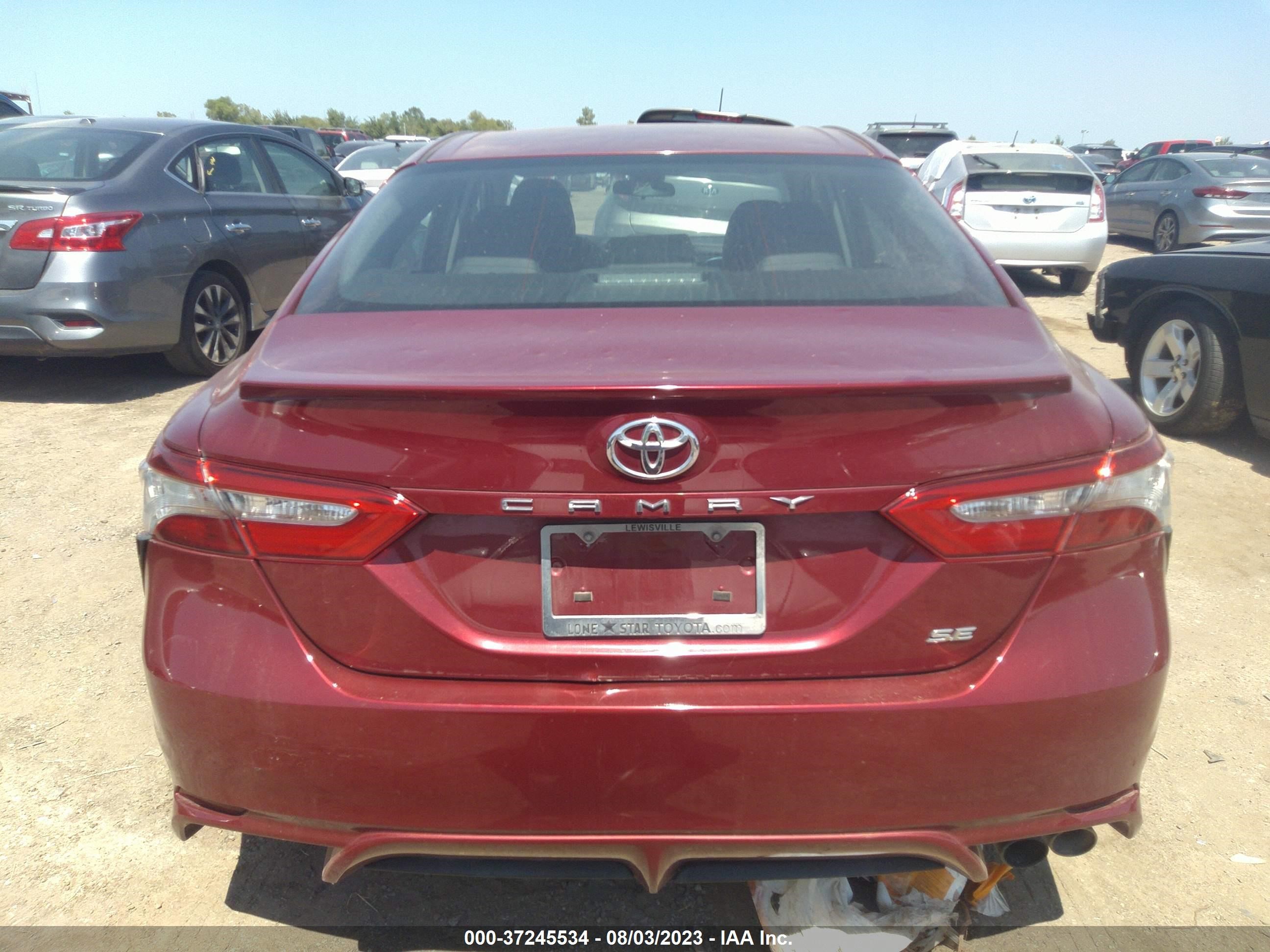 Photo 15 VIN: 4T1B11HK0JU597755 - TOYOTA CAMRY 