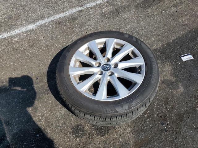 Photo 11 VIN: 4T1B11HK0JU597920 - TOYOTA CAMRY L 