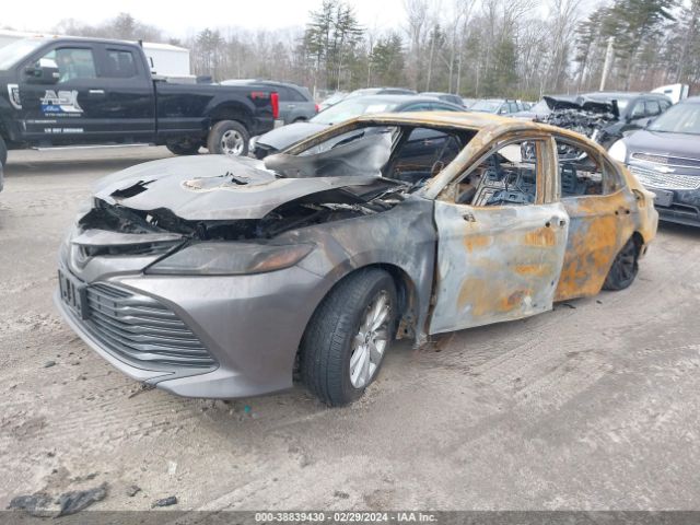 Photo 1 VIN: 4T1B11HK0JU607250 - TOYOTA CAMRY 