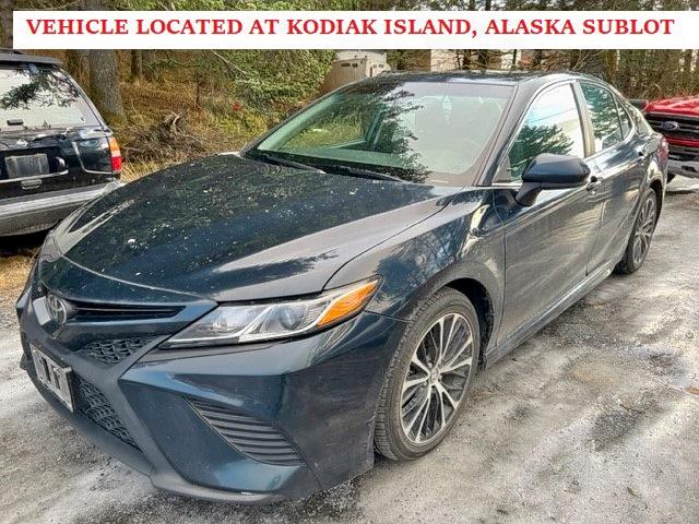 Photo 1 VIN: 4T1B11HK0JU608902 - TOYOTA CAMRY SE 