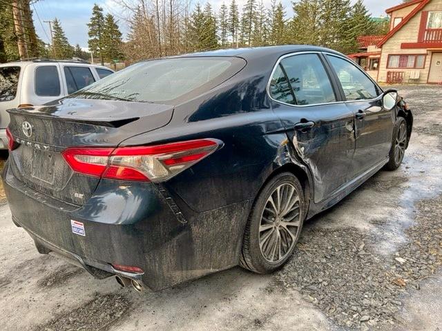 Photo 3 VIN: 4T1B11HK0JU608902 - TOYOTA CAMRY SE 