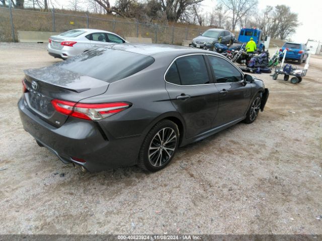 Photo 3 VIN: 4T1B11HK0JU611072 - TOYOTA CAMRY 